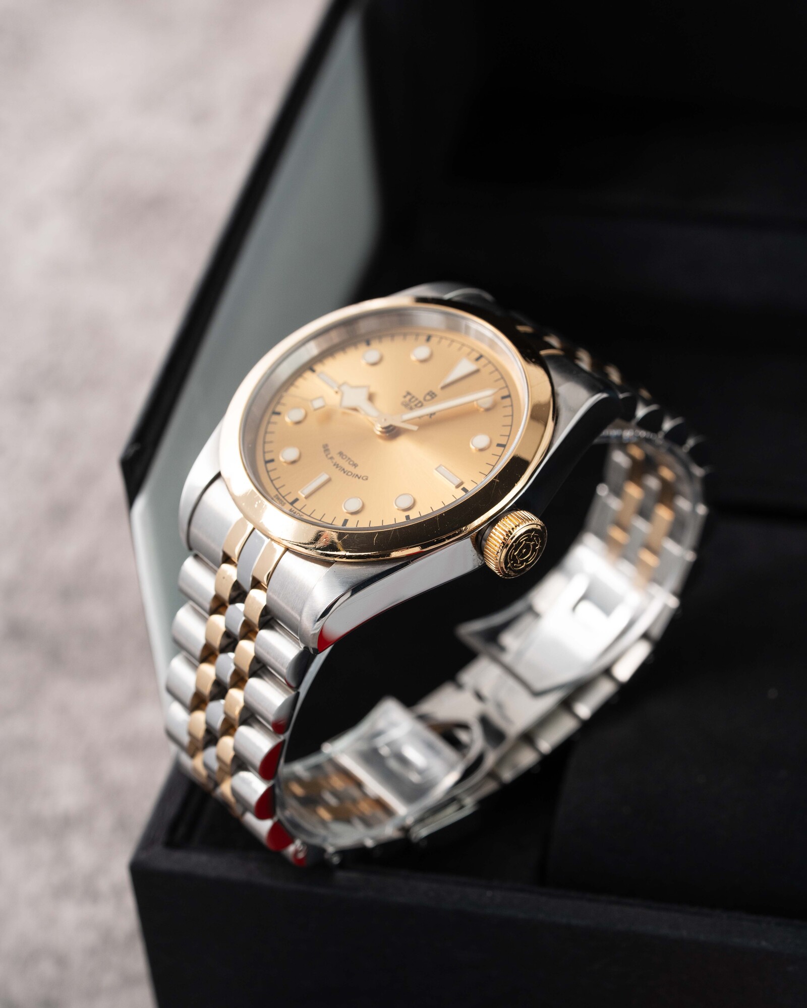 Tudor Black Bay 41 79543, view 3