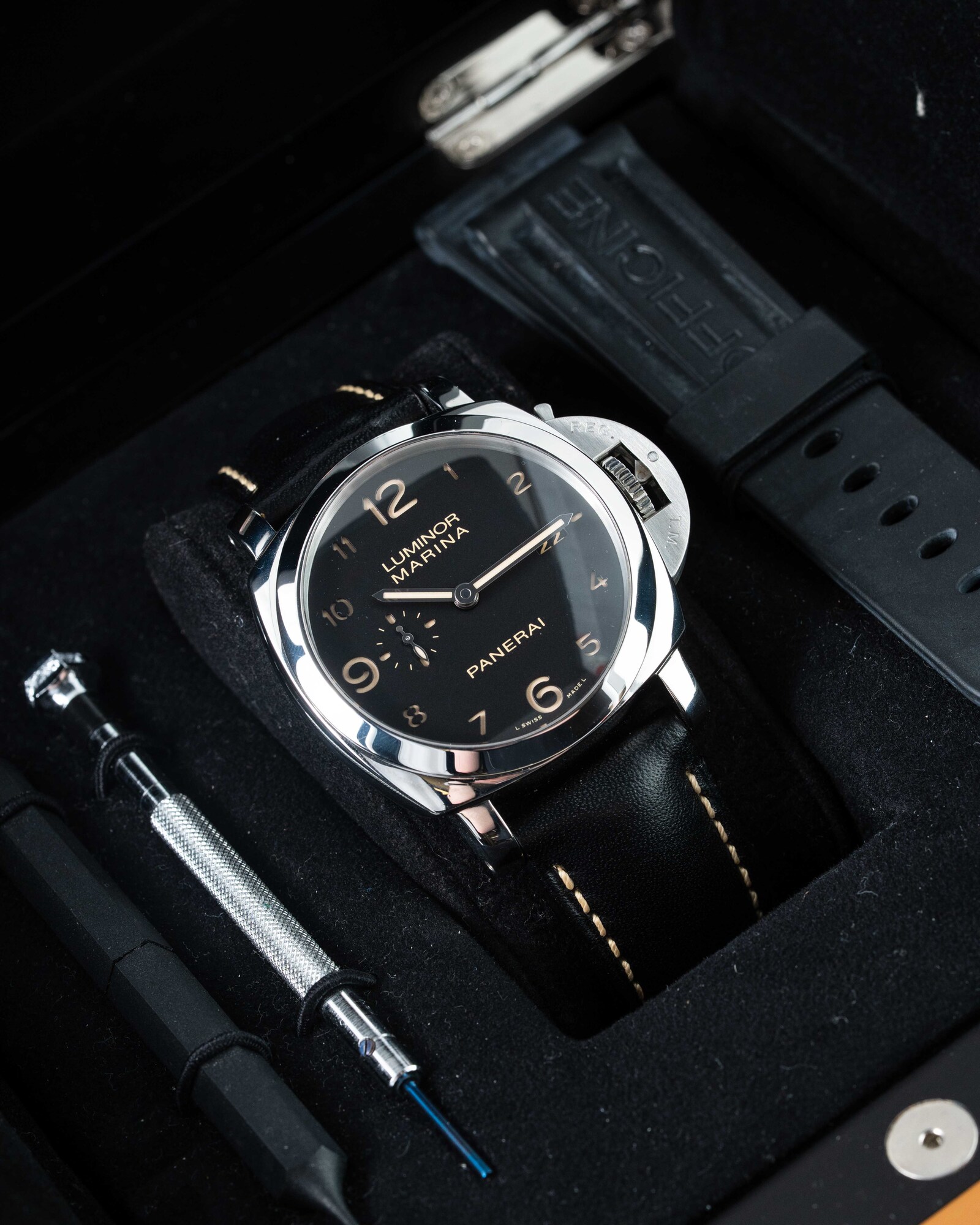 Panerai Luminor Marina 1950 3 Days PAM00359, view 2