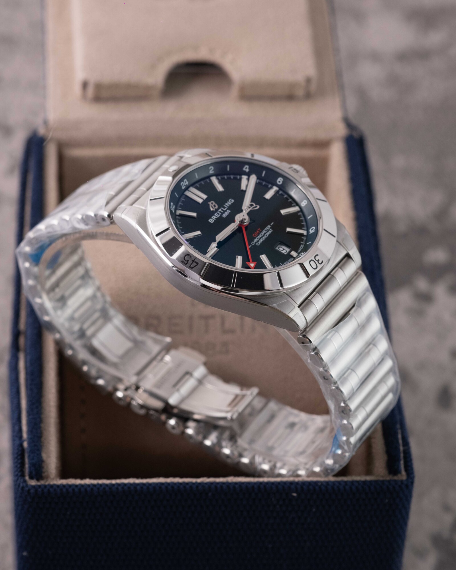 Breitling Chronomat A32398, view 3