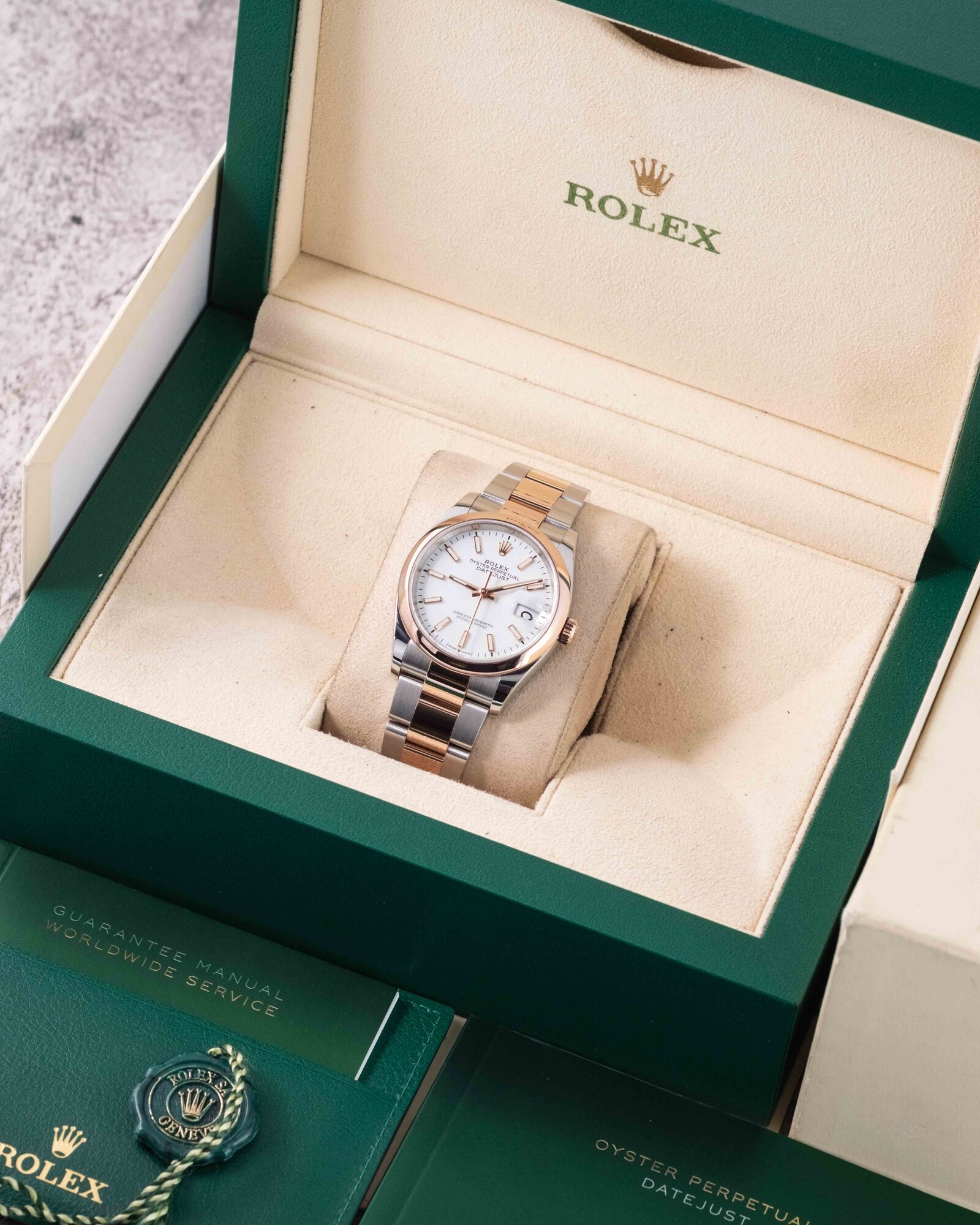 Rolex Datejust 126201, view 2