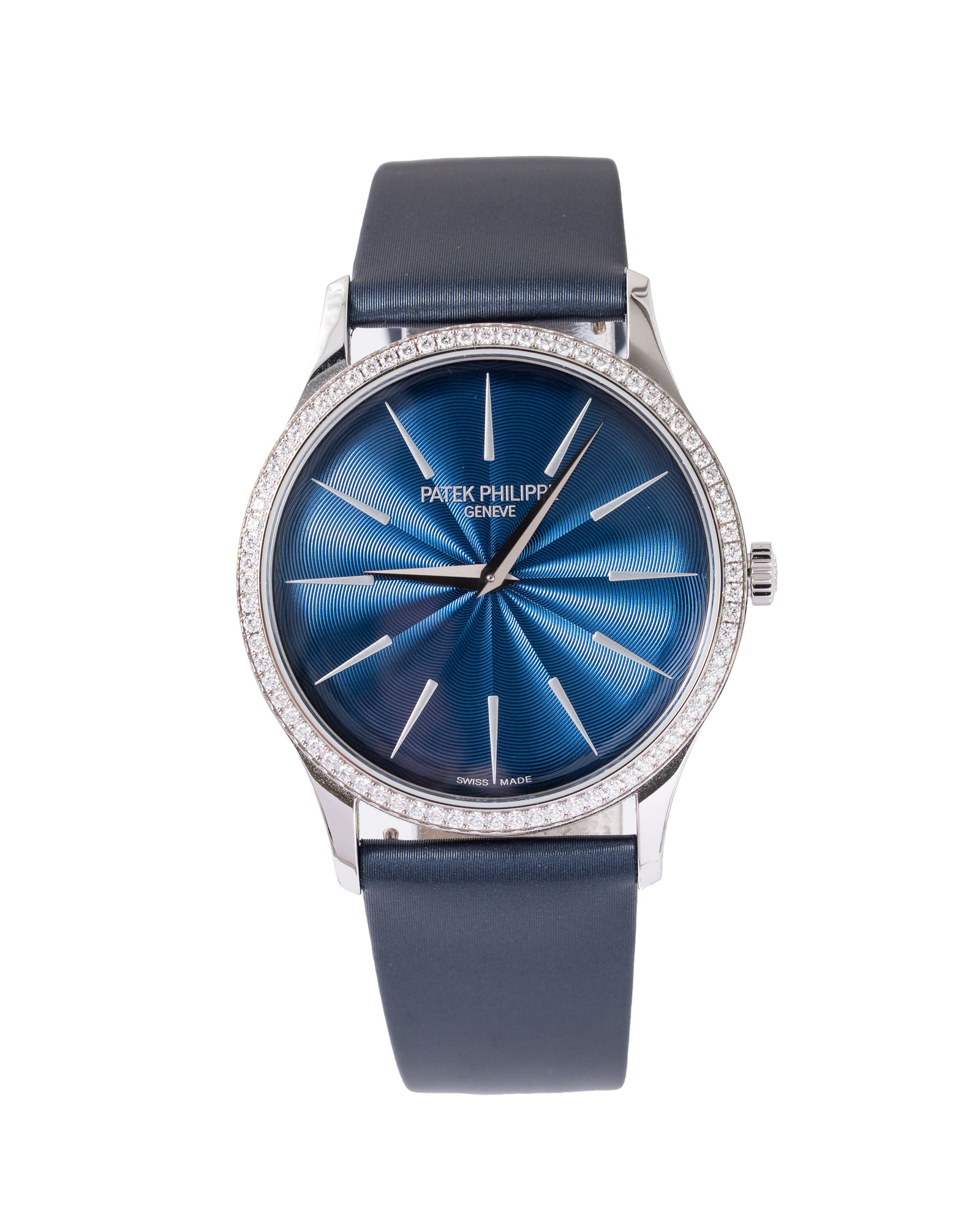 Patek Philippe Calatrava 4997/200G-001 — 2023