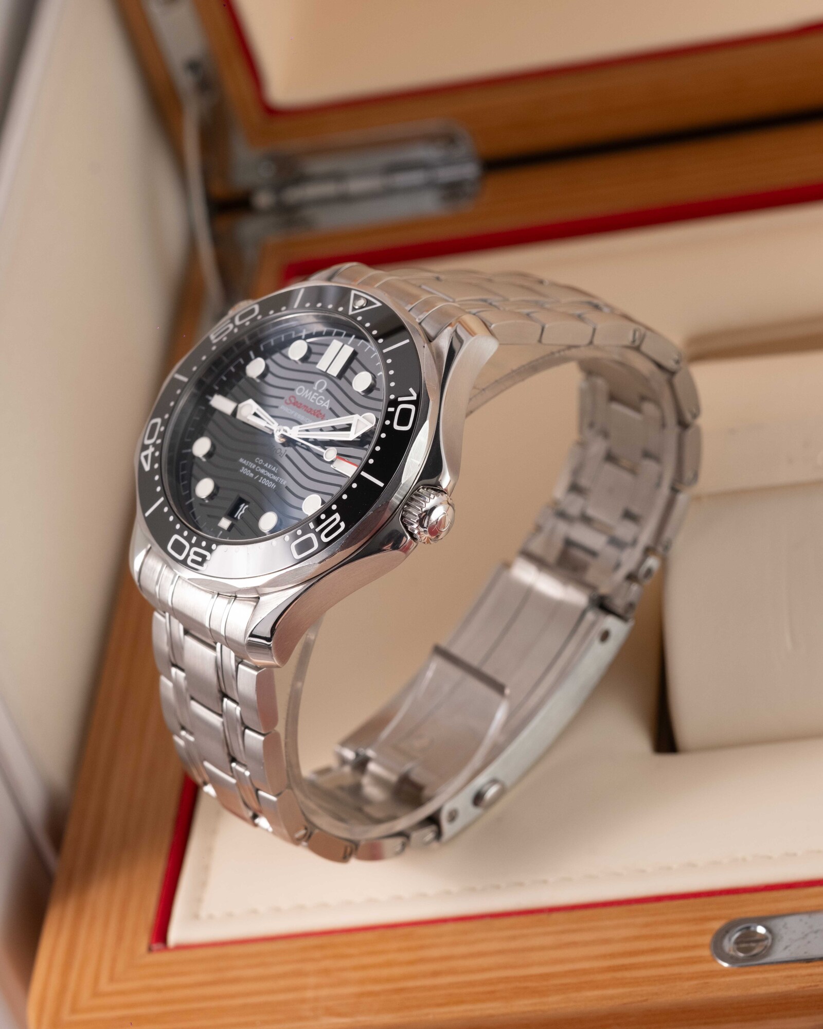 Omega Sea Master 210.30.42.20.01.001, view 3